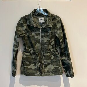 Old Navy Camo Utility jacket. Size extra small.
